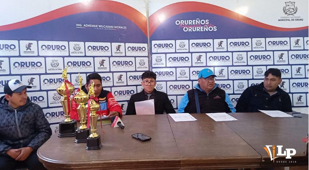 imagen del acto de presentación