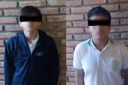 Dos adolescentes de 13 y 14 años