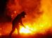 Una persona en un incendio