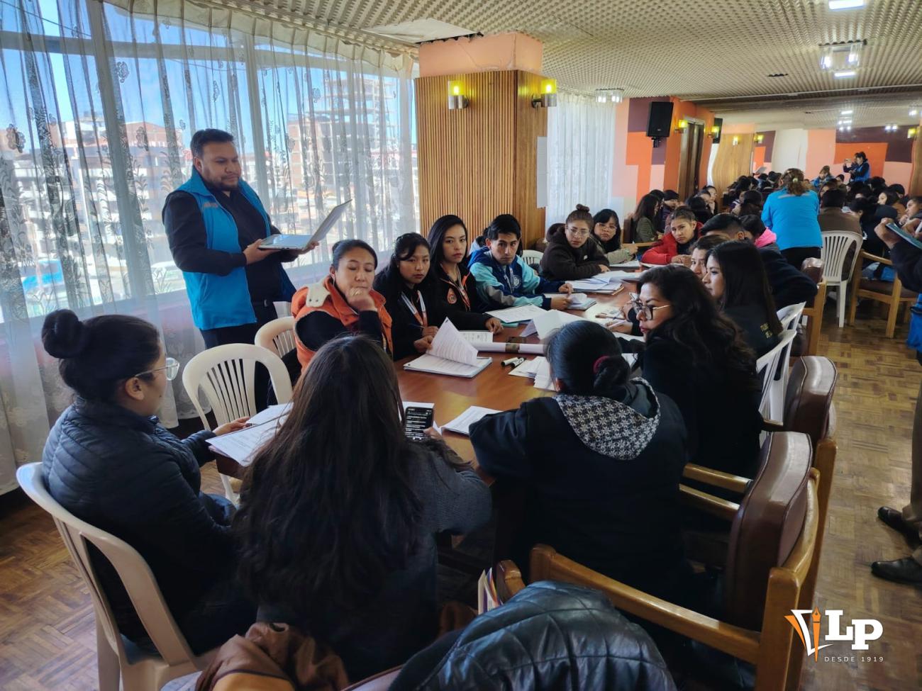 taller de Aldeas Infantiles sobre familias sustitutas