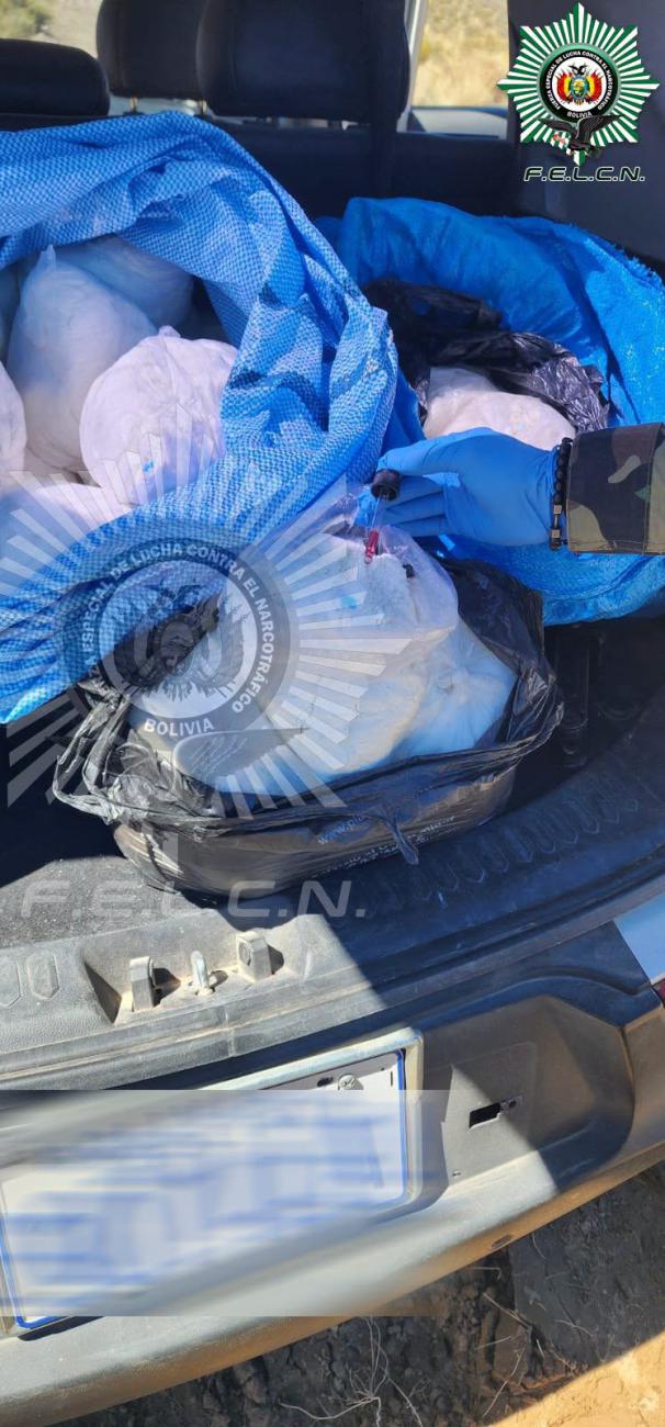 Las bolsas con pasta base de cocaína