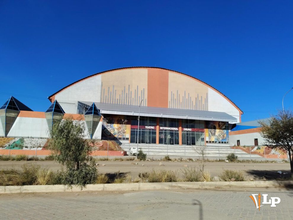 Teatro Internacional Oruro