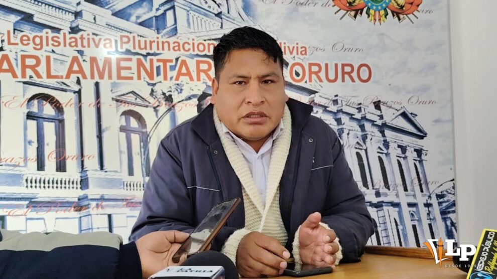 El diputado Macedonio Vargas