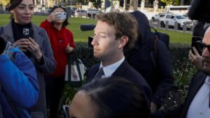 Mark Zuckerberg,