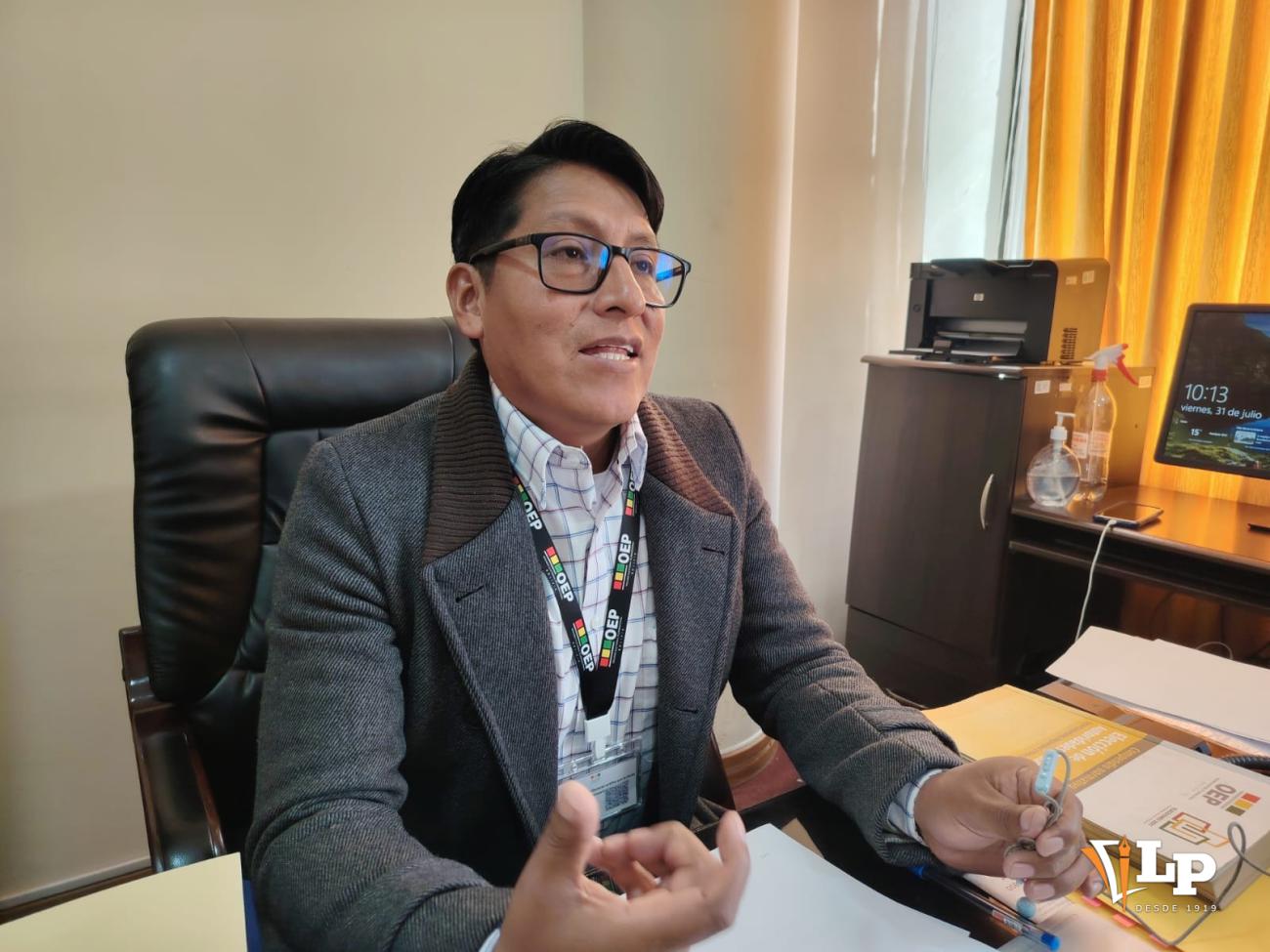 Director del Serecí Oruro, Ricardo Manuel