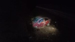 Un auto accidentado