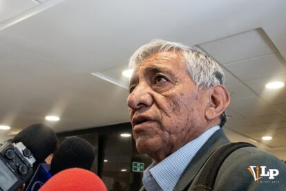 El exalcalde Arias en conferencia de prensa