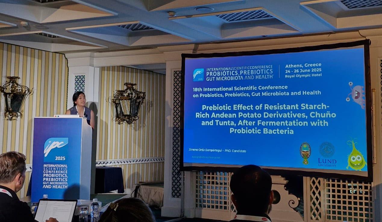 Presentan los resultados de la investigación en una conferencia científica