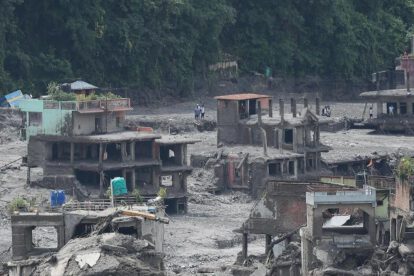 Casas destruidas tras la riada en Nepal