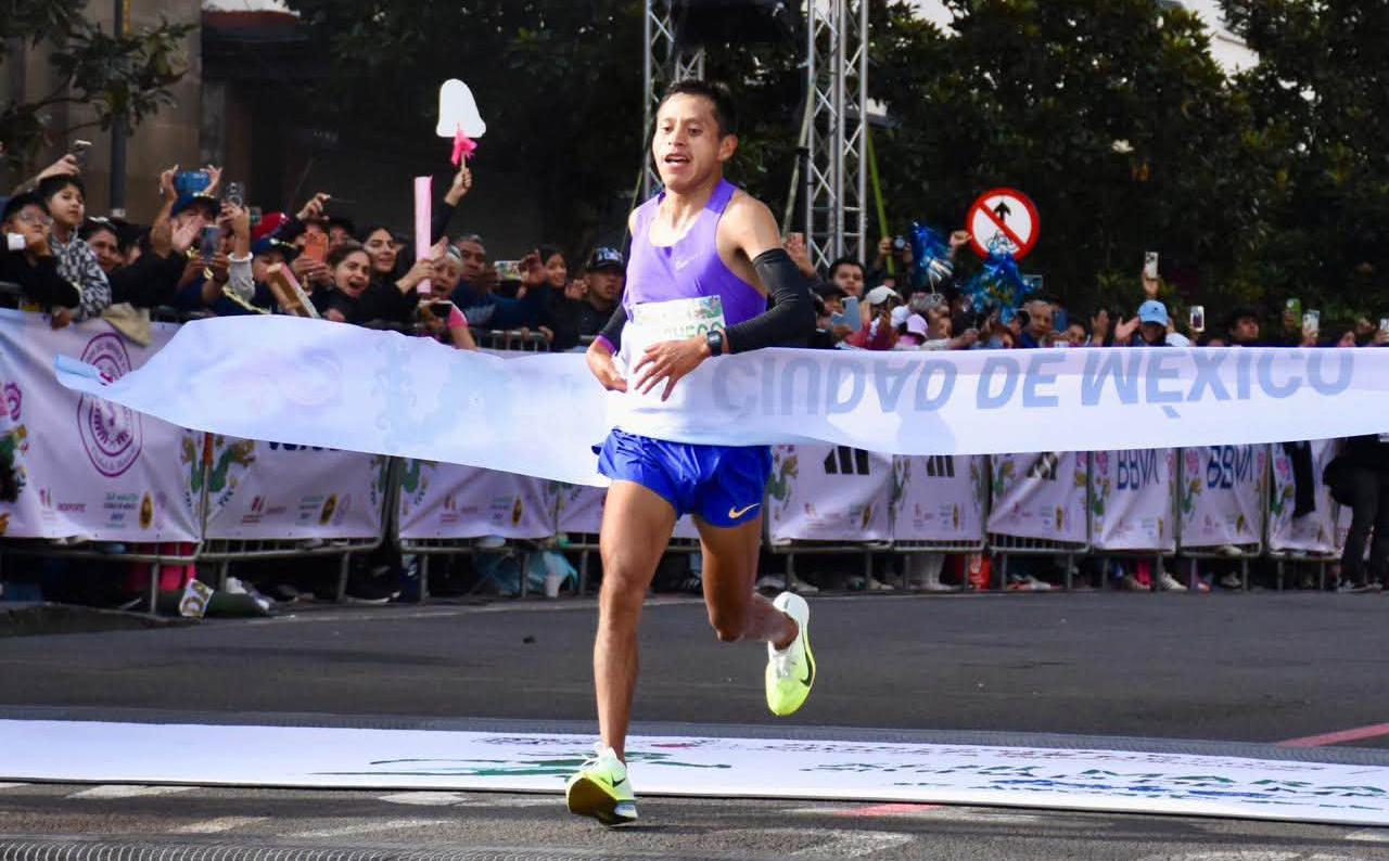 Maratón Ciudad de México, Atleta Héctor Garibay, Prueba realizada en Ciudad de México