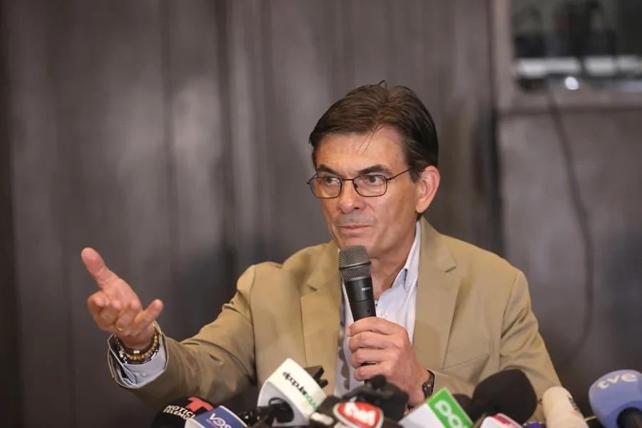 El Presidente de Bolivia, Rodrigo Paz