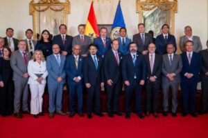 Fotografía oficial de la Misión de Alto Nivel de la OEA en Bolivia.