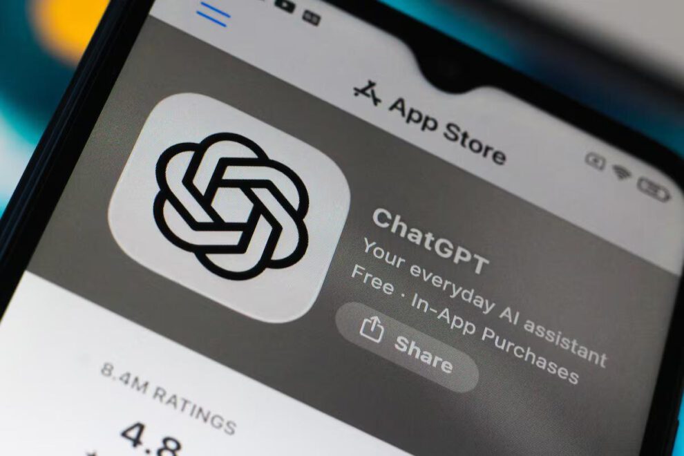 Un celular con ChatGPT