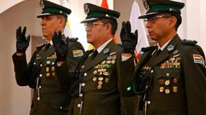 El nuevo Alto Mando policial fue nombrado por el Presidente Rodrigo Paz el lunes reciente