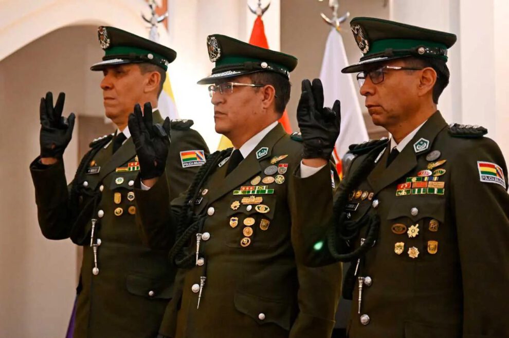 El nuevo Alto Mando policial fue nombrado por el Presidente Rodrigo Paz el lunes reciente