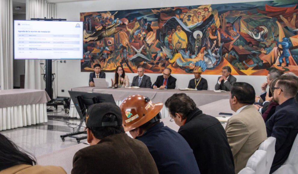 Reunion del ministerio de minería