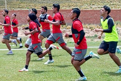 División Profesional, CDT Real Oruro entrenamientos, CDT Real Oruro vs. San Antonio