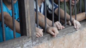 Hacinamiento y violencia: el drama detrás de las rejas