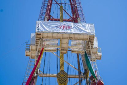 Torre de perforación de pozo de gas