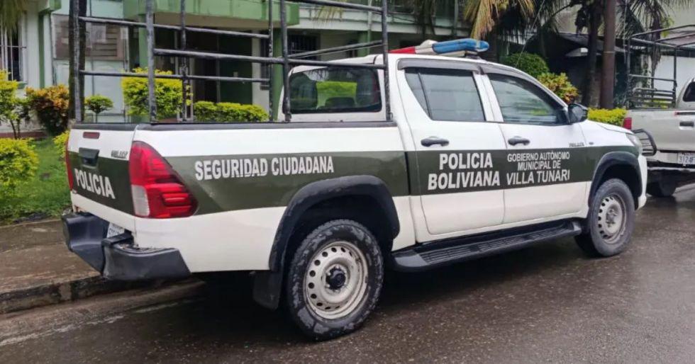 Una patrulla de la Policía en Villa Tunari.