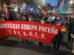 Un grupo de maestros de La Paz marchando