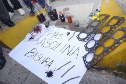 Imagen de los reclamos por gasolina basura