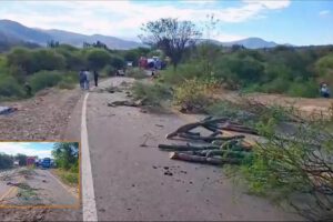 Bloqueo en la carretera  a Santa Cruz