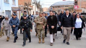 Mando militar y autoridades