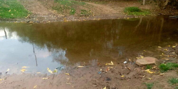 El río San Lorenzo se seca mientras comunidades indígenas exigen retirar obras ilegales