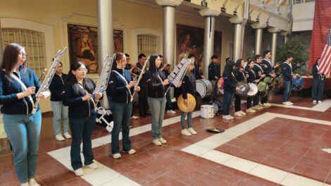 Banda de exalumnos del Anglo Americano