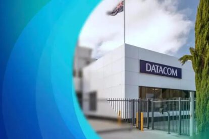 El ministro de Obras Públicas, Mauricio Zamora, anuncia el cierre de Datacom