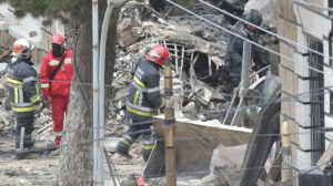 Las evidencias fueron encontradas debajo de la estructura de un muro inestable que era demolido