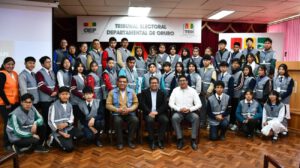 Defensores estudiantes