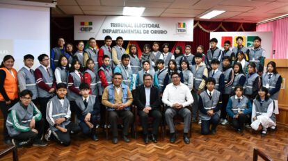 Defensores estudiantes