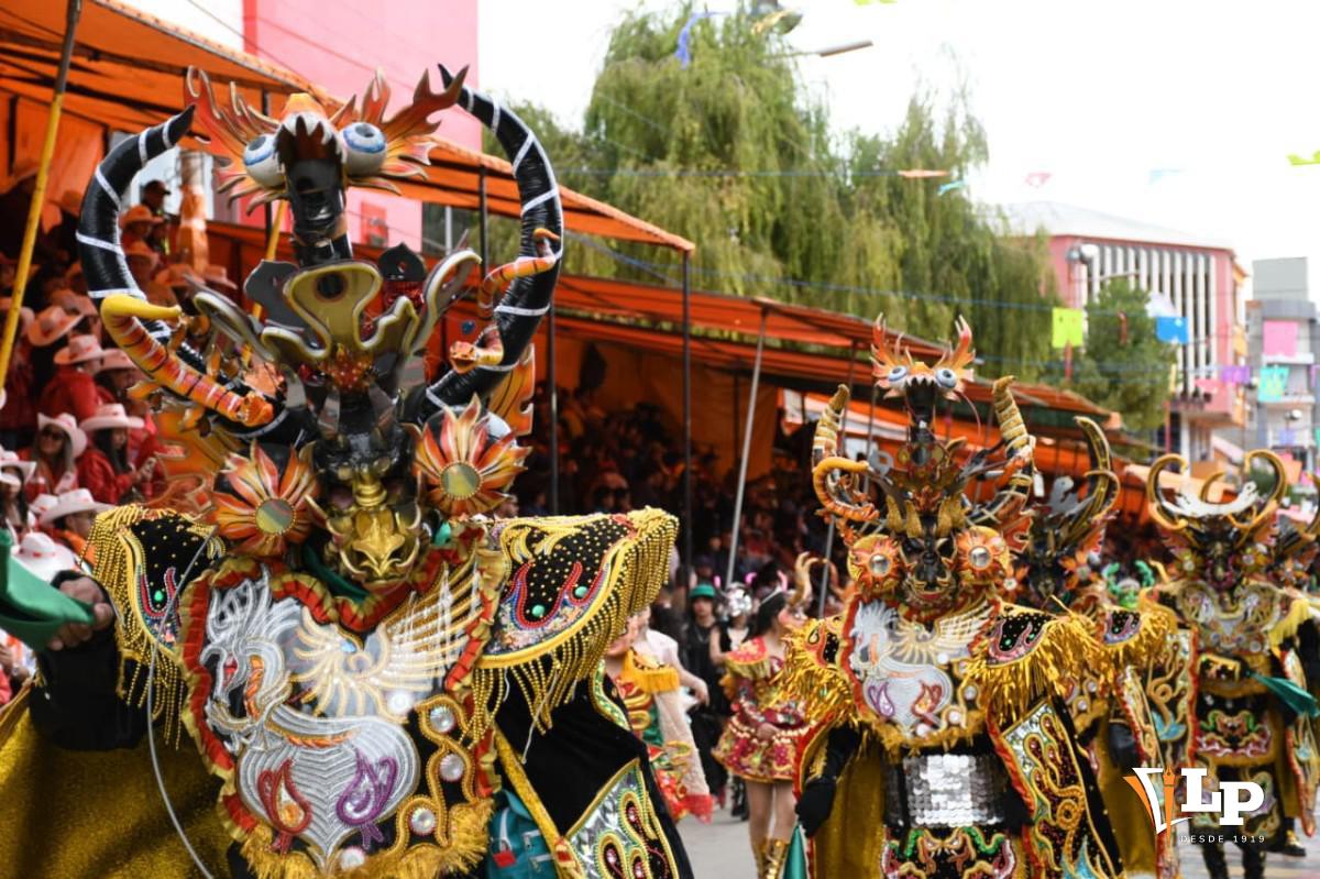 diablos en el Carnaval de Oruro