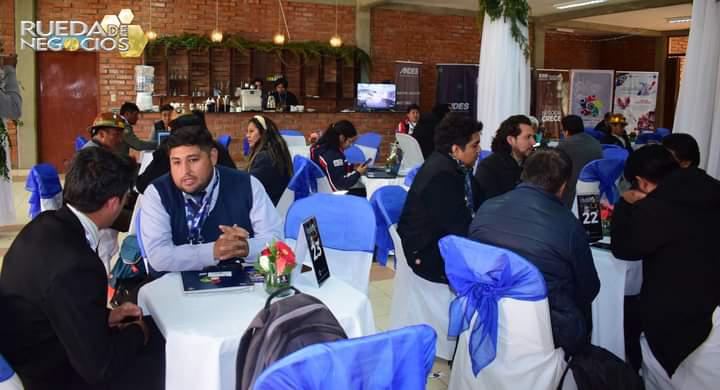 rueda de negocios en EXPOTECO