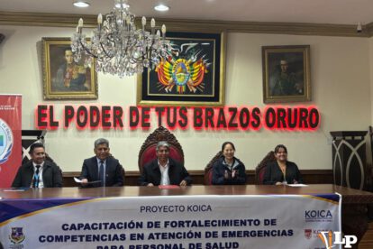 Autoridades en testera