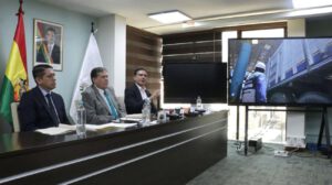 Autoridades en una reunión