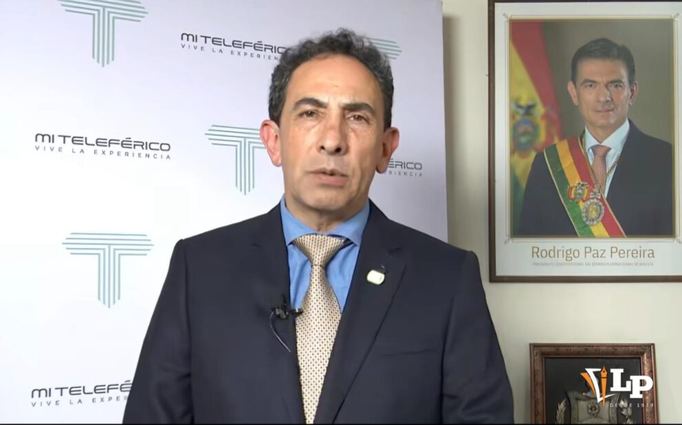 El gerente de Mi Teleférico en conferencia de prensa
