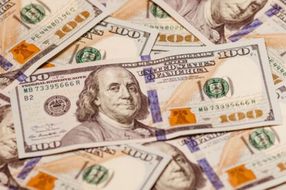 El dólar muestra tendencia a la baja tras alcanzar su pico la anterior semana