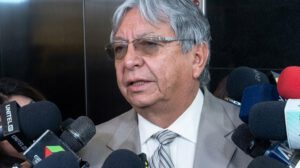 Viceministro del Tesoro, Óscar Navarro