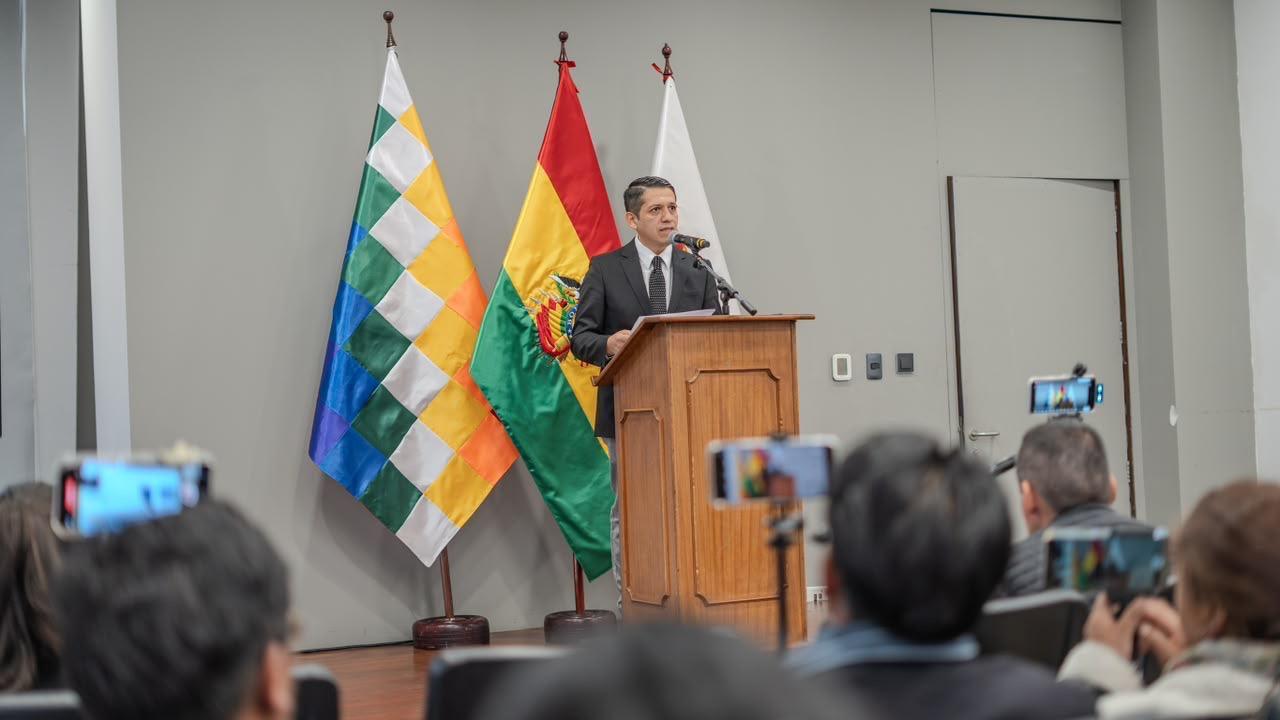 Viceministro de Transparencia García