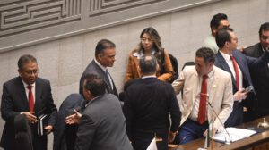 Reunion de autoridades