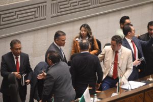 Reunion de autoridades