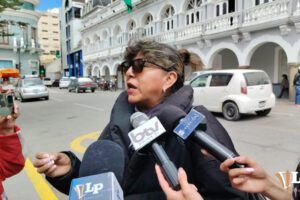 La senadora María Antonieta Alcón