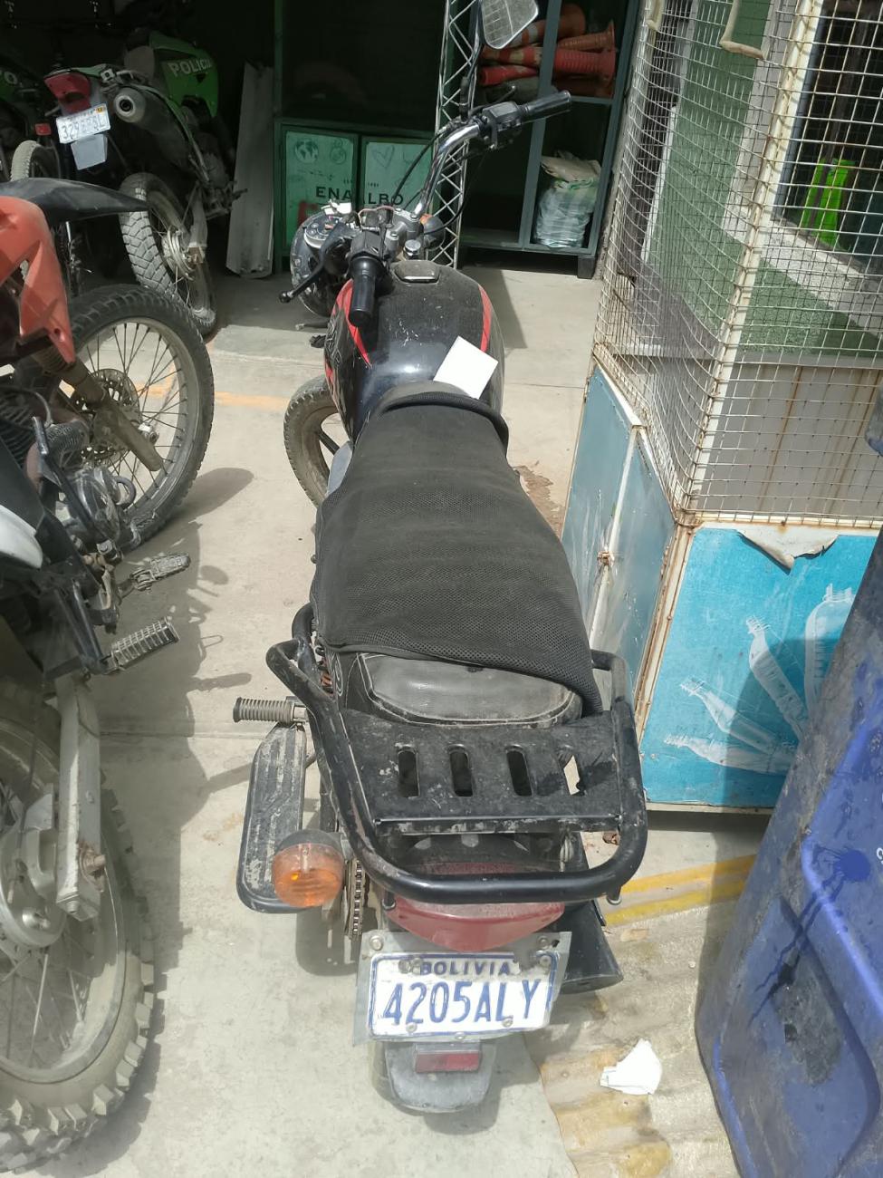 Imagen de la motocicleta