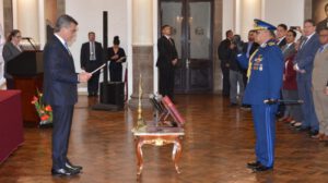 Posesionamiento de una autoridad
