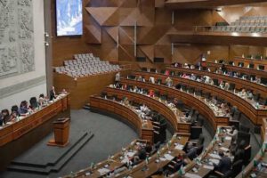La Cámara de Diputados aprobó el crédito tras que el ministro de Economía respondiera a varias preguntas de los legisladores