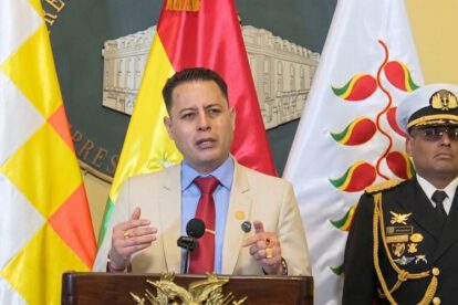 El vicepresidente Edmand Lara brindó una conferencia de prensa
