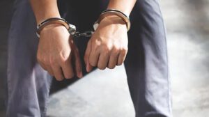 Una persona aprehendida
